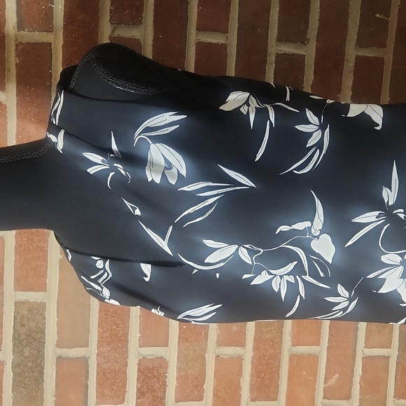 Banana Republic Dress, size 4 - Picture 2 of 5